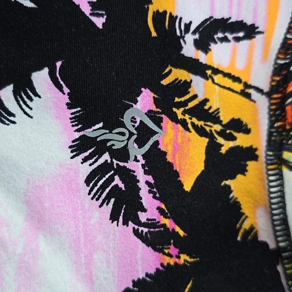 Torrid Performance Core Capri Active Legging With Side Pockets 2x - Picture 10 of 13